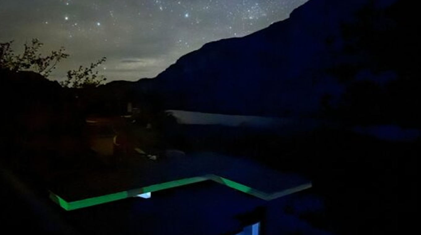 estrellas Beautiful starry night from a cabin in Patagonia
